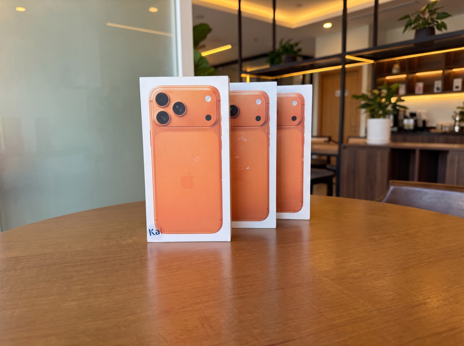 iPhones novos lacrados nas caixas Kai